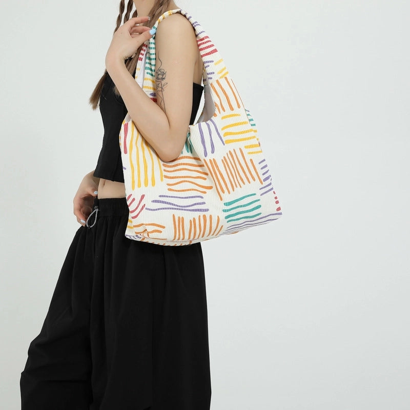 Women's Medium Canvas Flower Strawberry Basic Classic Style Zipper Tote Bag