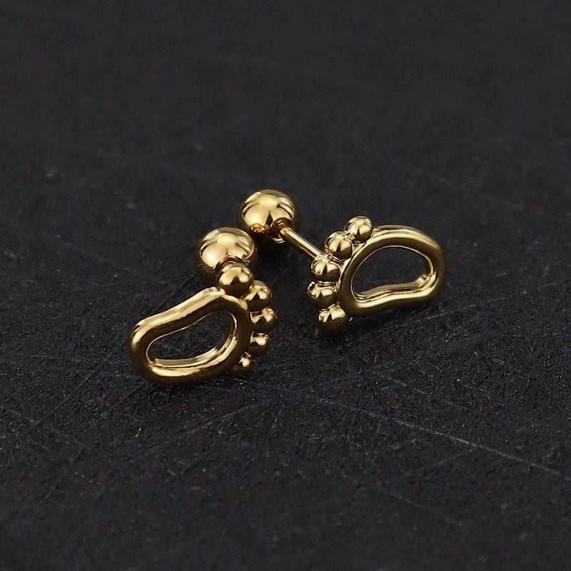 1 Piece Cute Minimalist Geometric Animal Crown Plating Titanium Steel Ear Studs