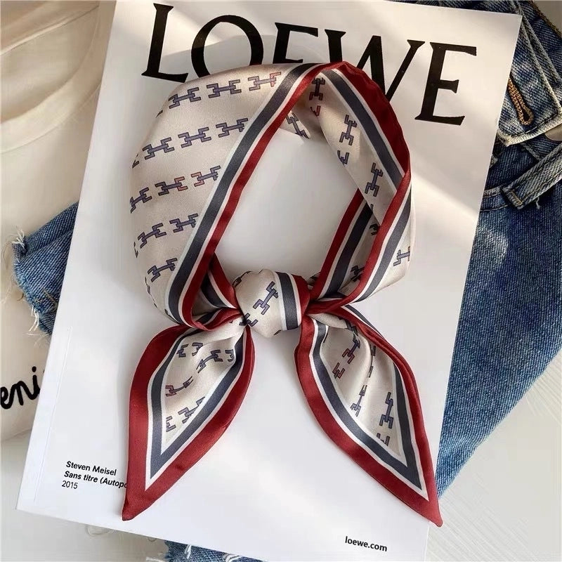 Women's Elegant Printing Polyester Silk Scarf
