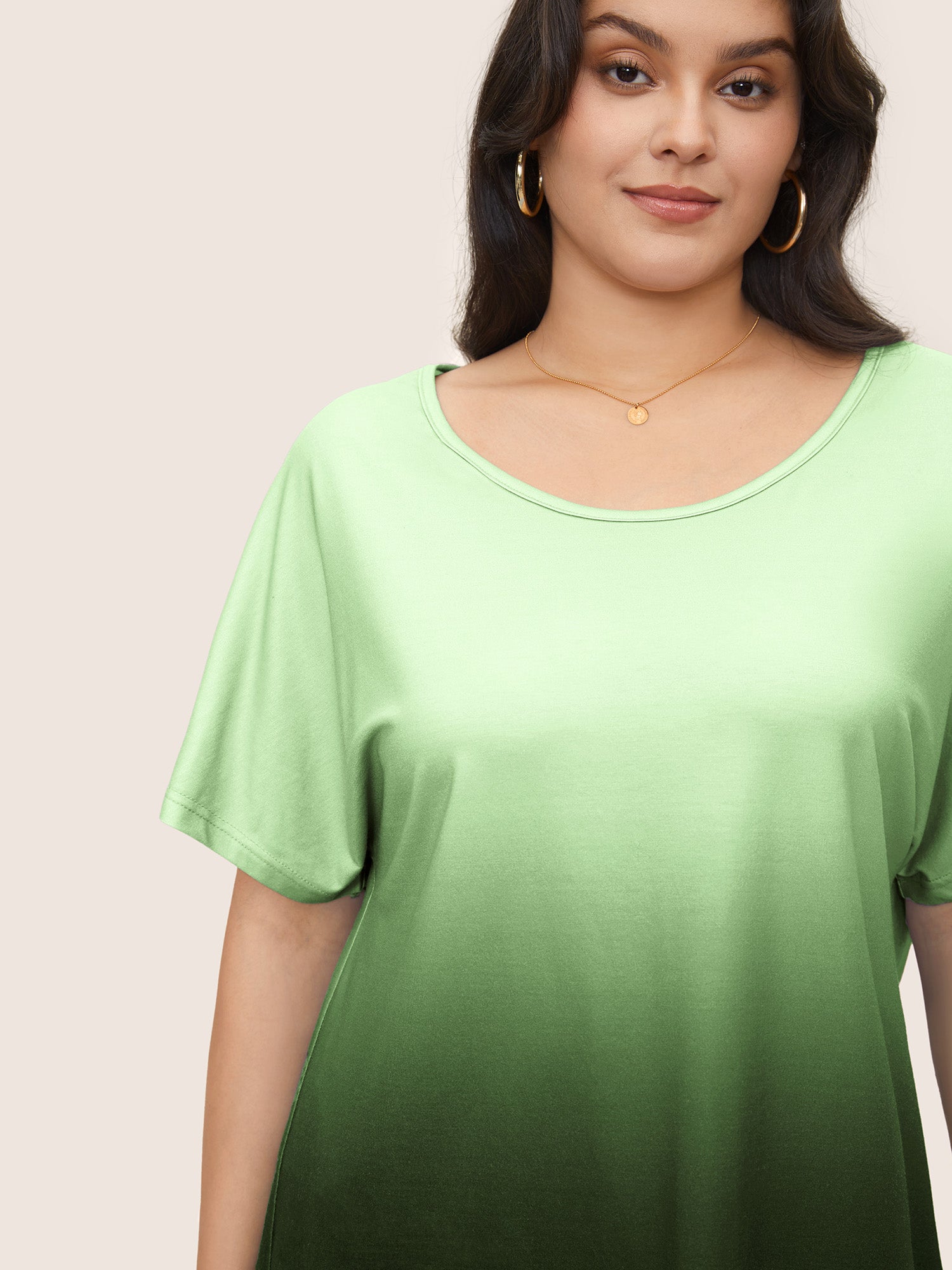 Ombre Round Neck Batwing Sleeve T-shirt