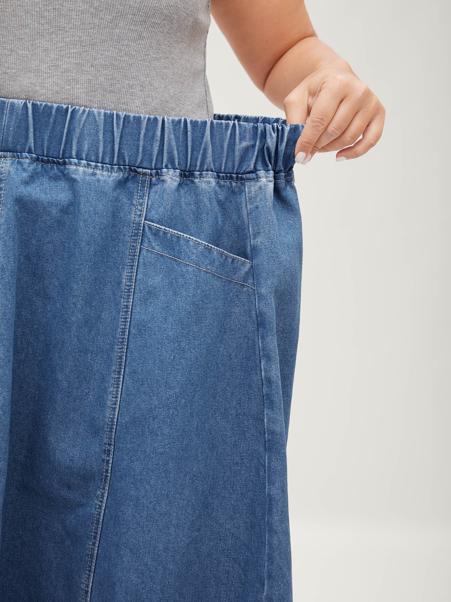 Stretchy Waistband Pockets Denim Skirt