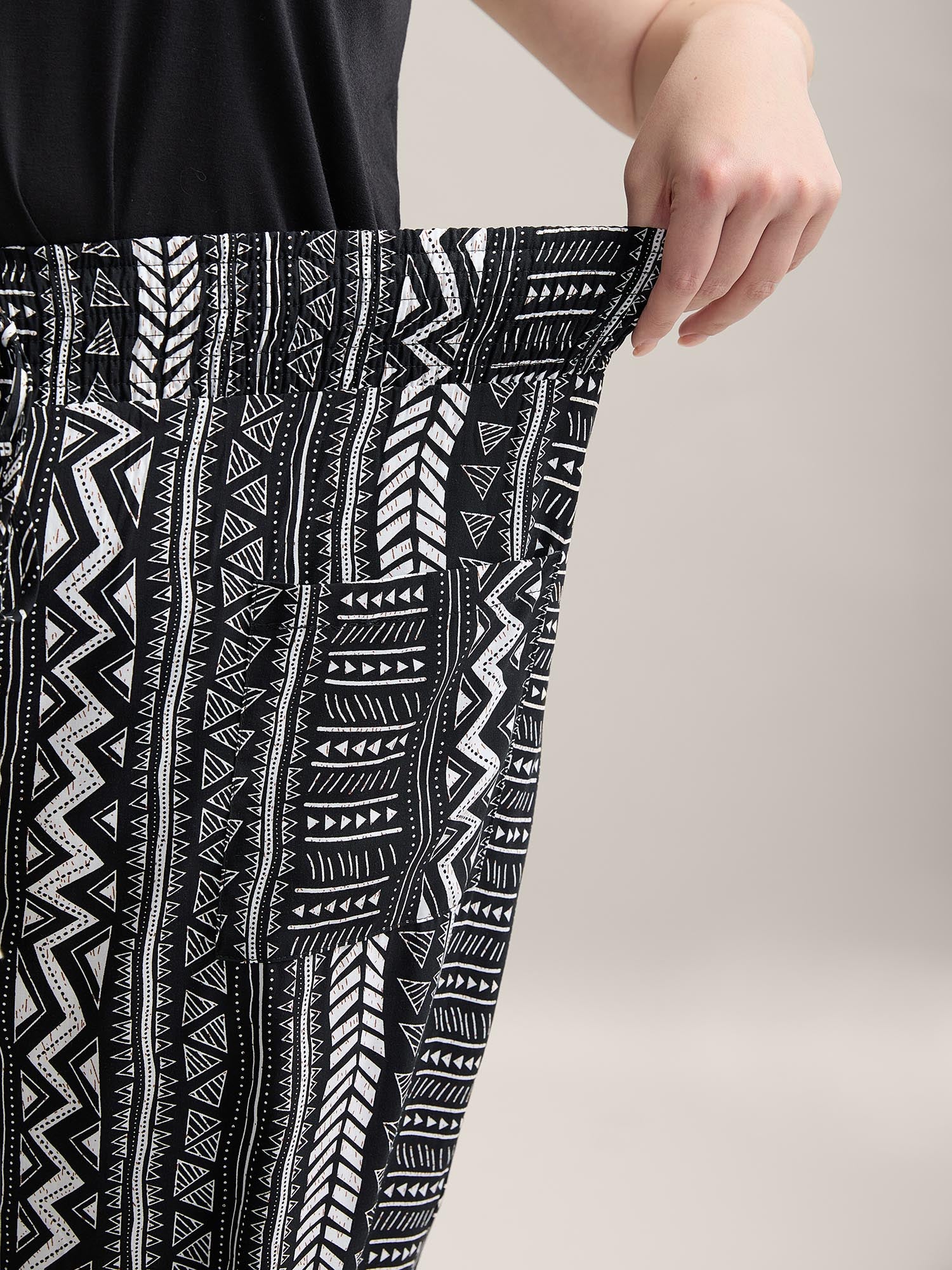 Boho Stripes Tassels Jogger Pants