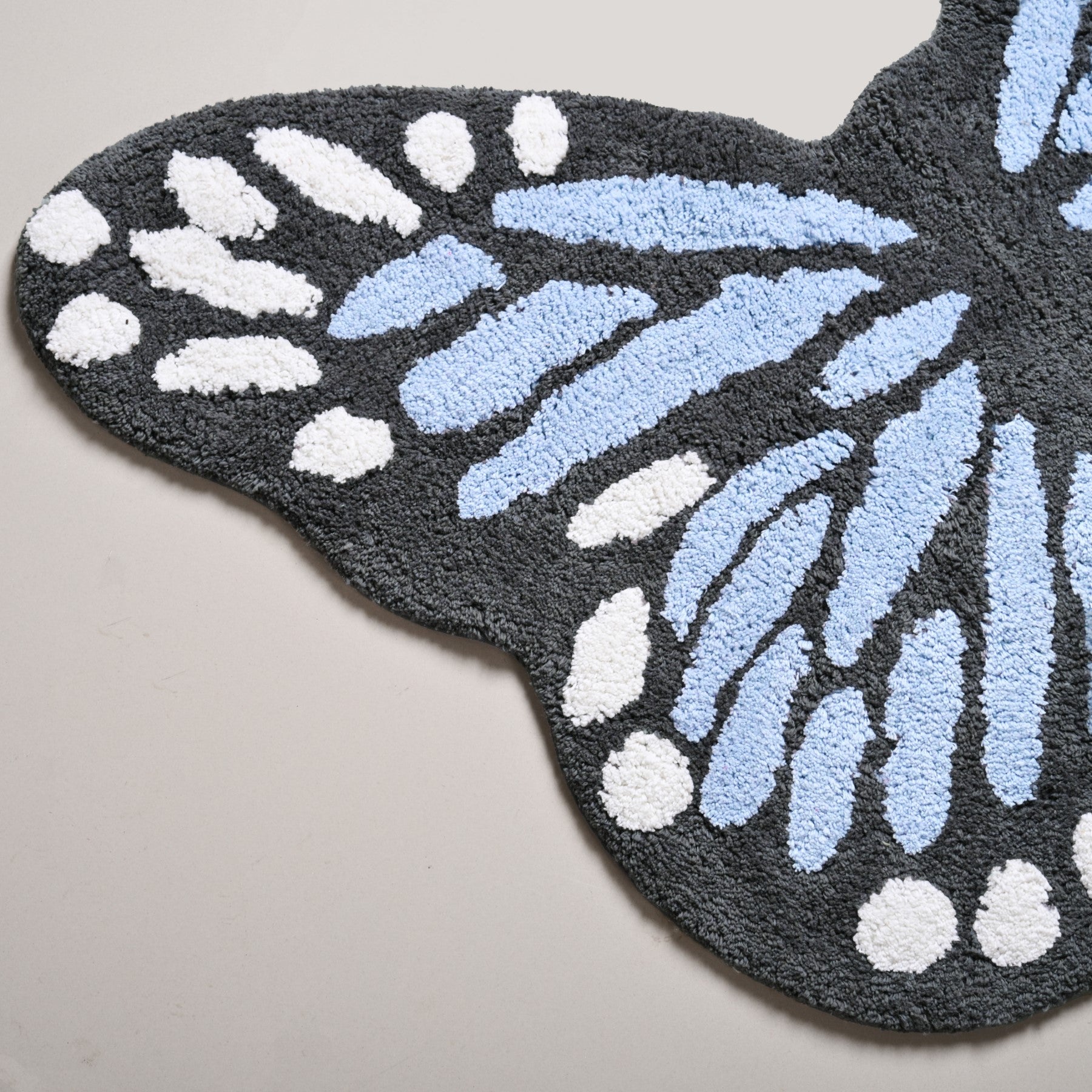 Butterfly Tufted Cotton Anti Slip Floor Mat 80x60cm