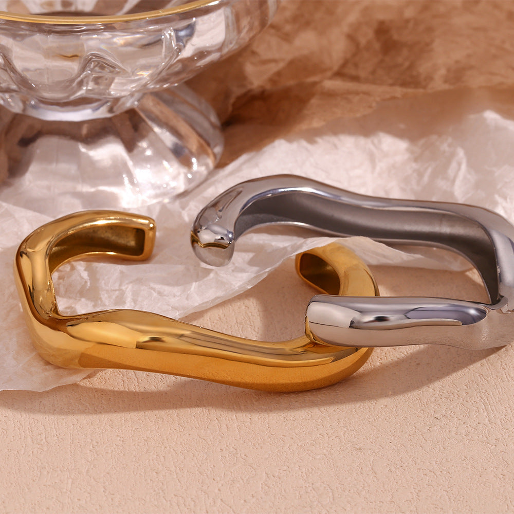 Fashion Circle Stainless Steel 18K Gold Plated Bangles