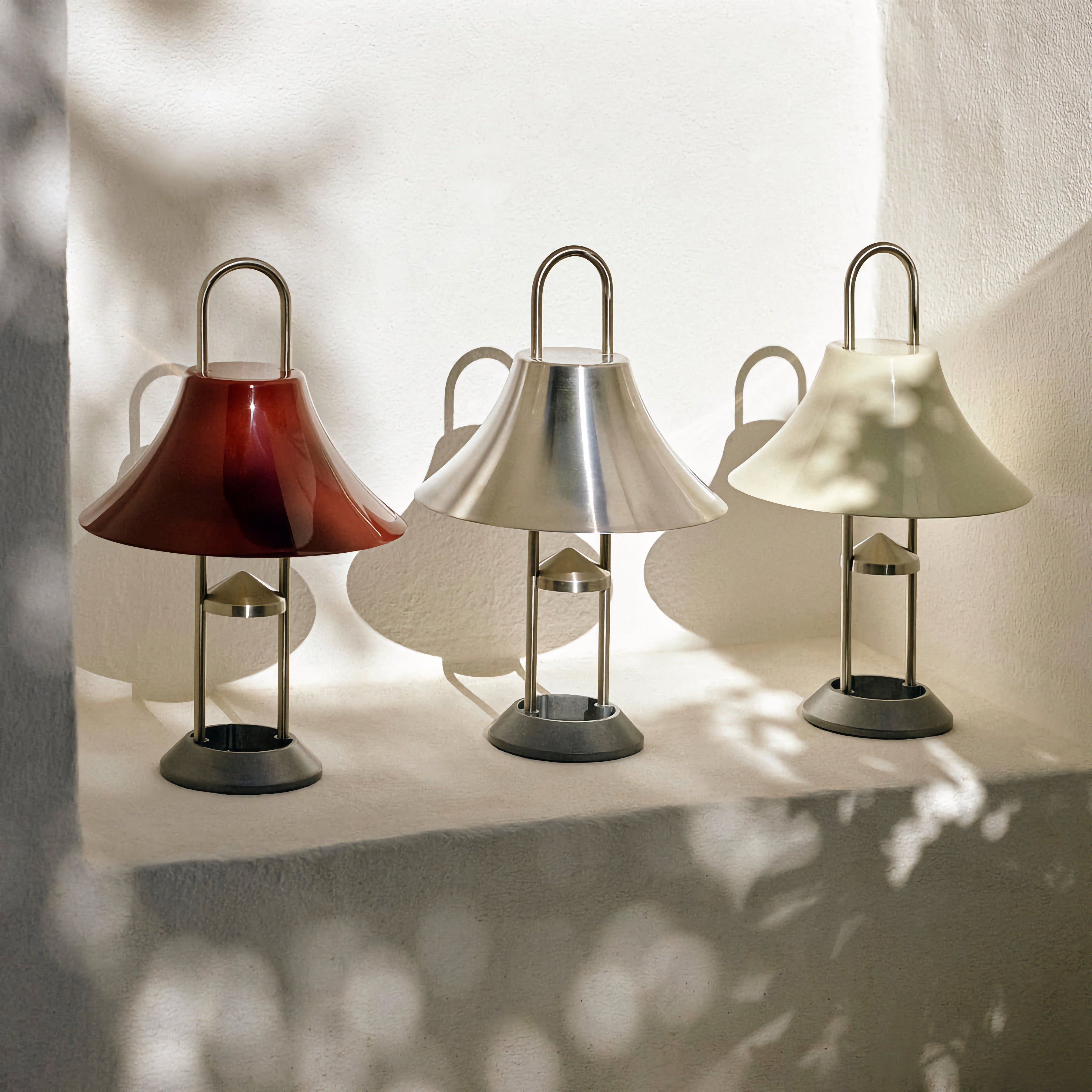 Hay Mousqueton portable table lamp