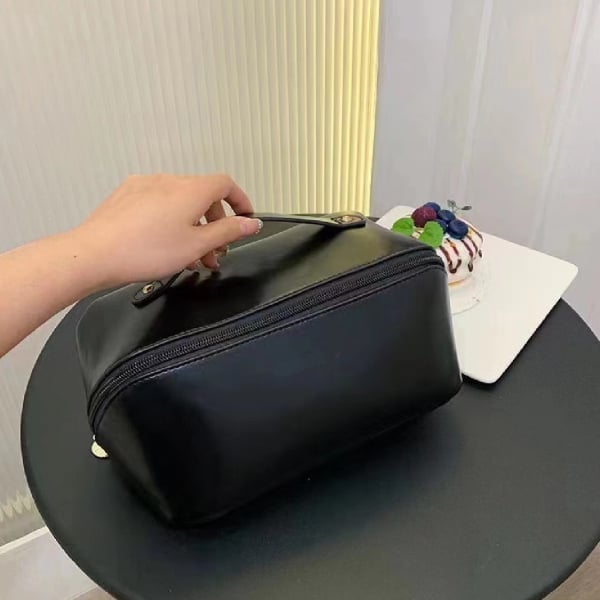 💝Large-capacity Travel Cosmetic Bag (Buy 2 Get Extra 10% OFF & Free Shipping)