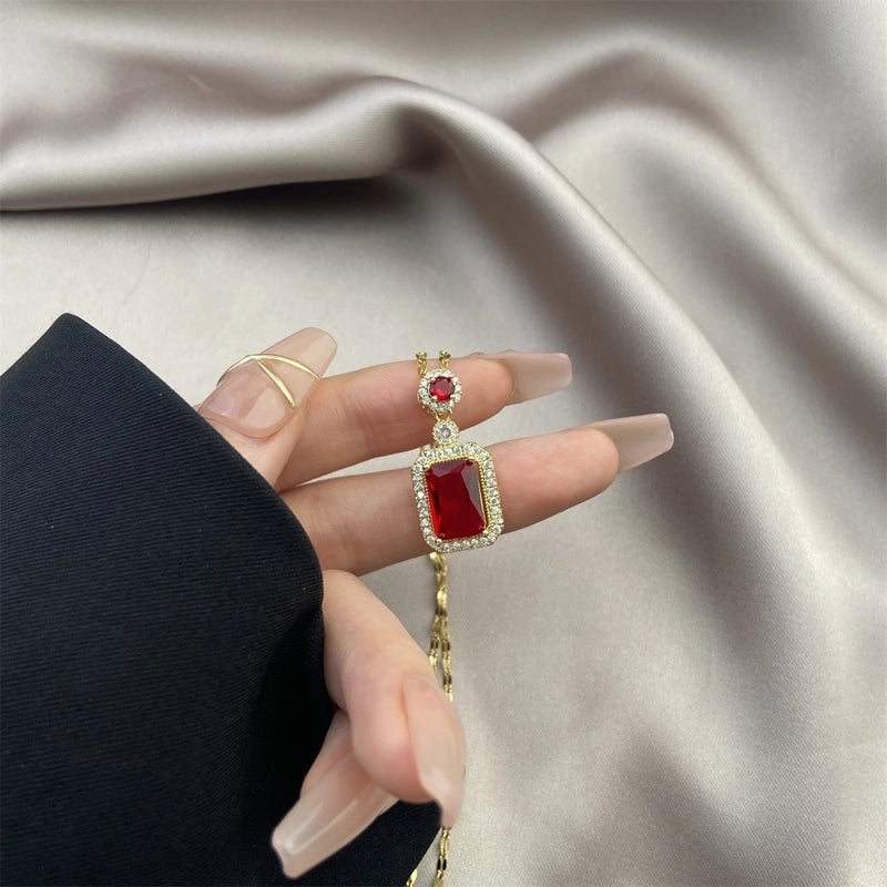 Vintage Style Geometric Stainless Steel Plating Inlay Zircon Pendant Necklace