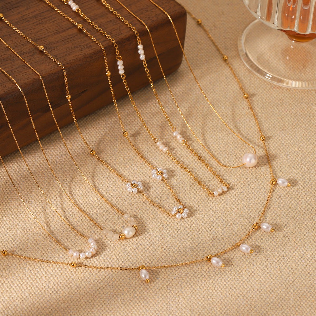 Retro Freshwater Pearl Necklace Female Beaded Stainless Steel Clavicle Chain Titanium Steel Necklace