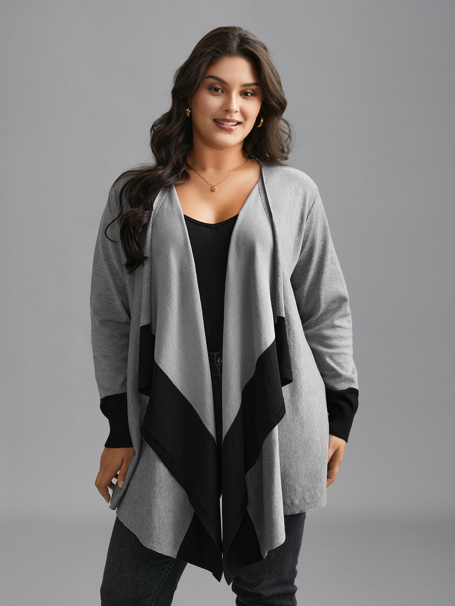 Contrast Kimono Collar Asymmetrical Hem Cardigan