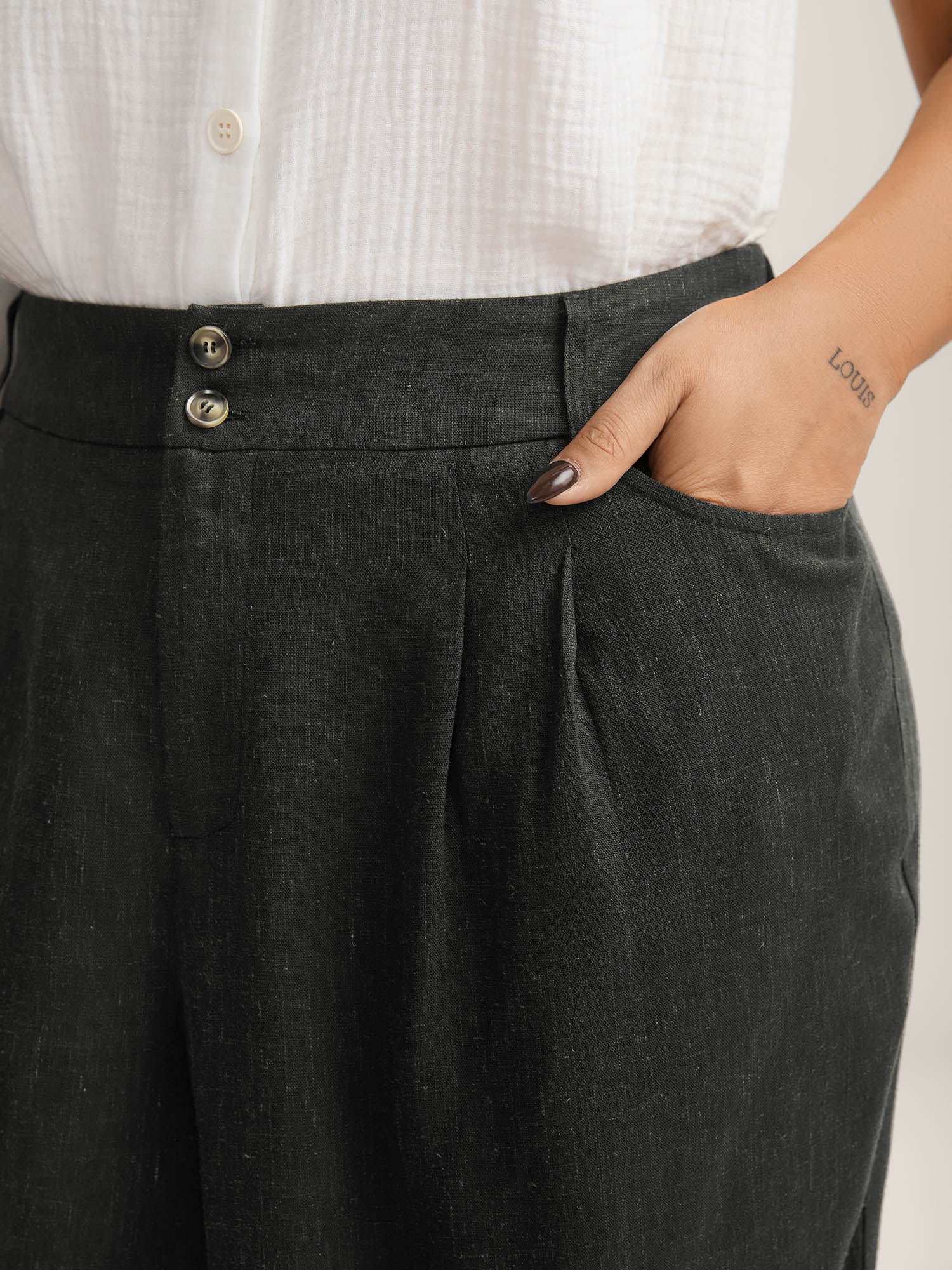 Rayon-Linen Pleated Straight-Leg Pants