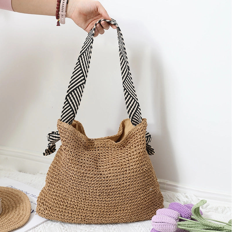Women's Large Straw Solid Color Fashion Weave Square Magnetic Buckle Straw Bag