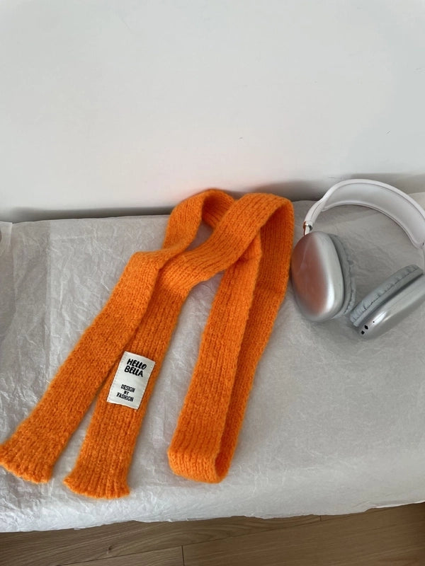 Women's Minimalist Solid Color Acrylic Scarf
