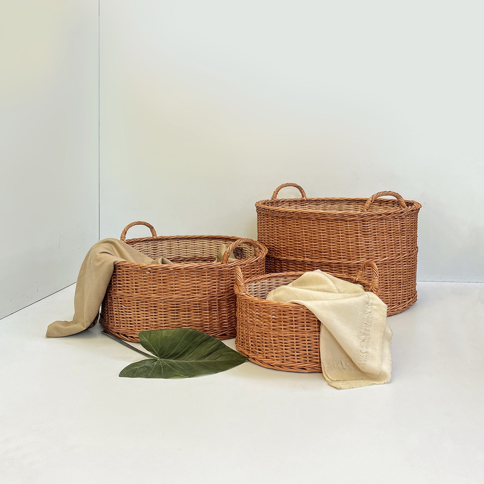 Peony Basket: Wicker Handwoven Storage Basket | Picnic Colourful Cane Basket [30cm/12in(Dia) X 15cm/6(H). 45cm/18in X 20cm/8in(H). 45cm/18in(Dia) X 30cm/12in(H)]