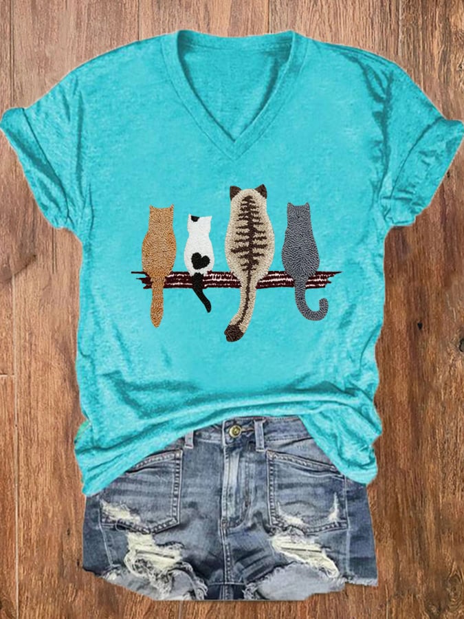 Women's Cat Back Pattern Print V-Neck T-Shirt