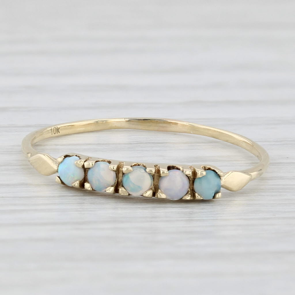 Vintage Opal Ring 10k Yellow Gold Size 9.5 Stackable