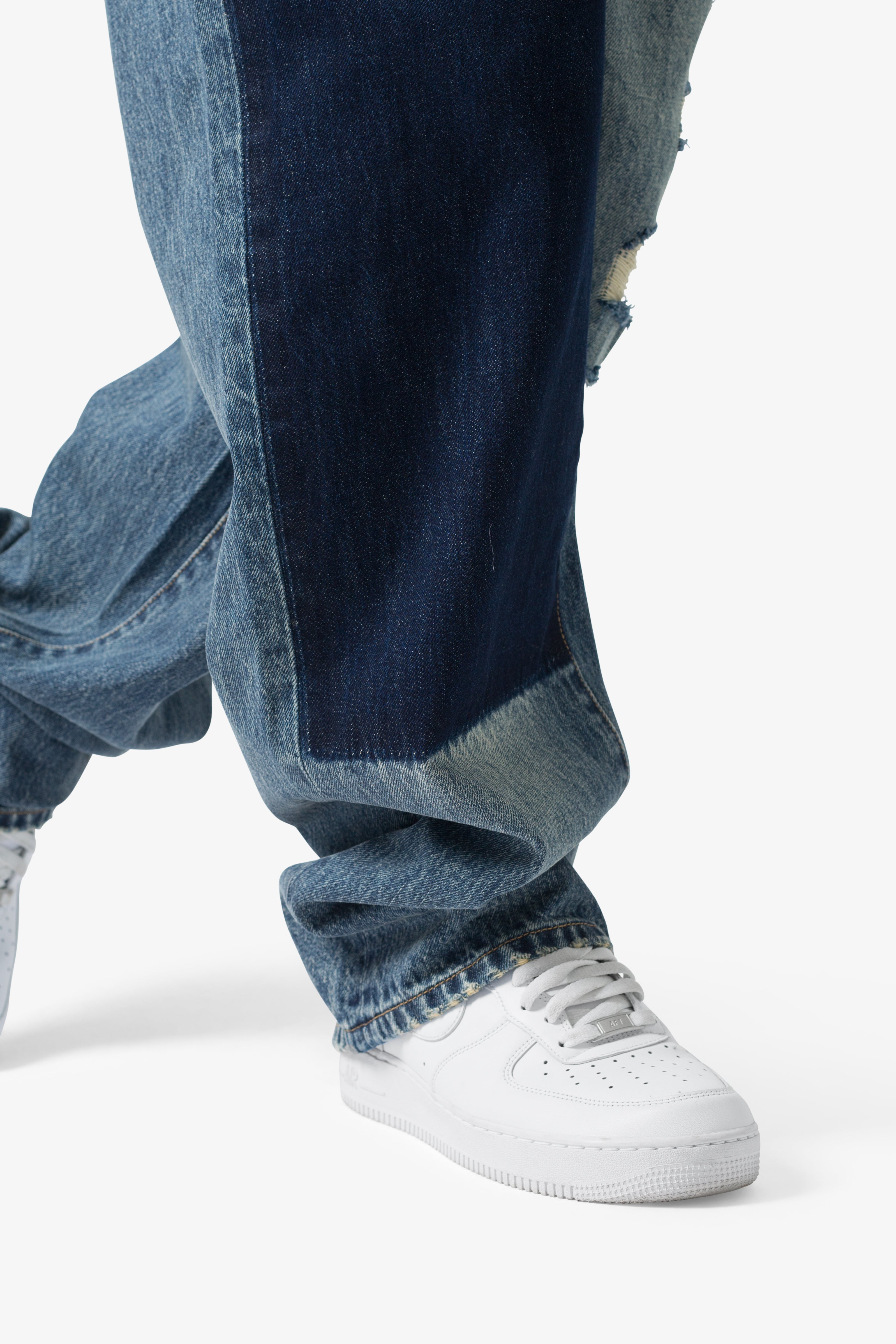 Ultra Baggy One Knee Thrashed Denim - Blue