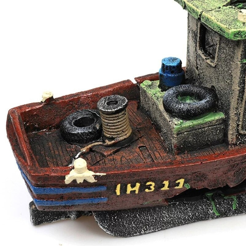 Boat Shipwreck Shelter Ornament For Aquarium