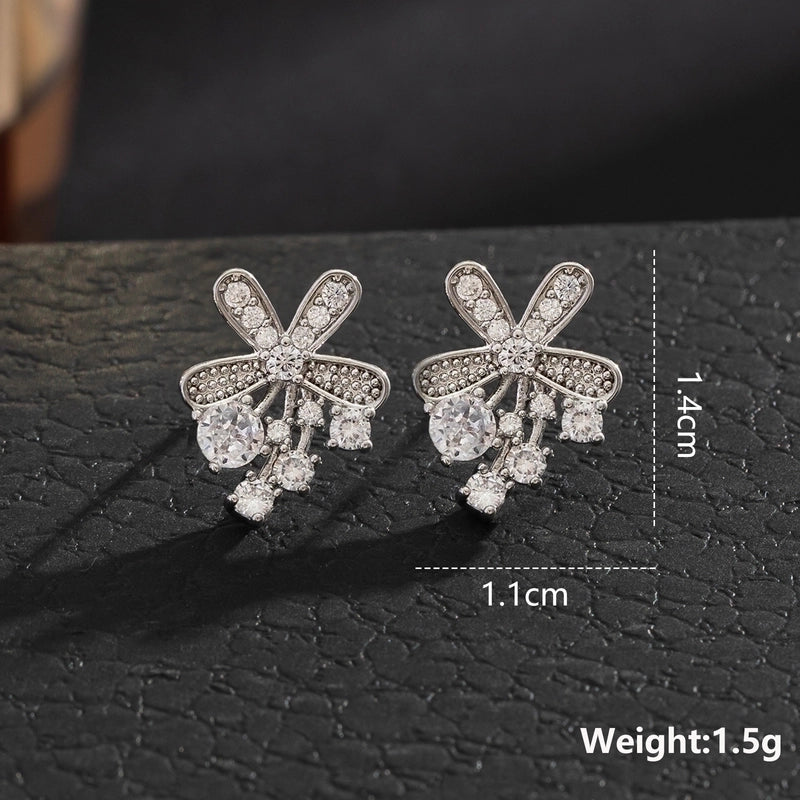 1 Pair Minimalist Leaf Moon Heart Shape Inlay Copper Zircon Drop Earrings Ear Studs