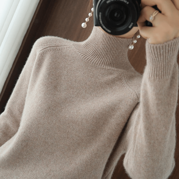 Women;S Solid Turtleneck Cashmere Knit Sweater