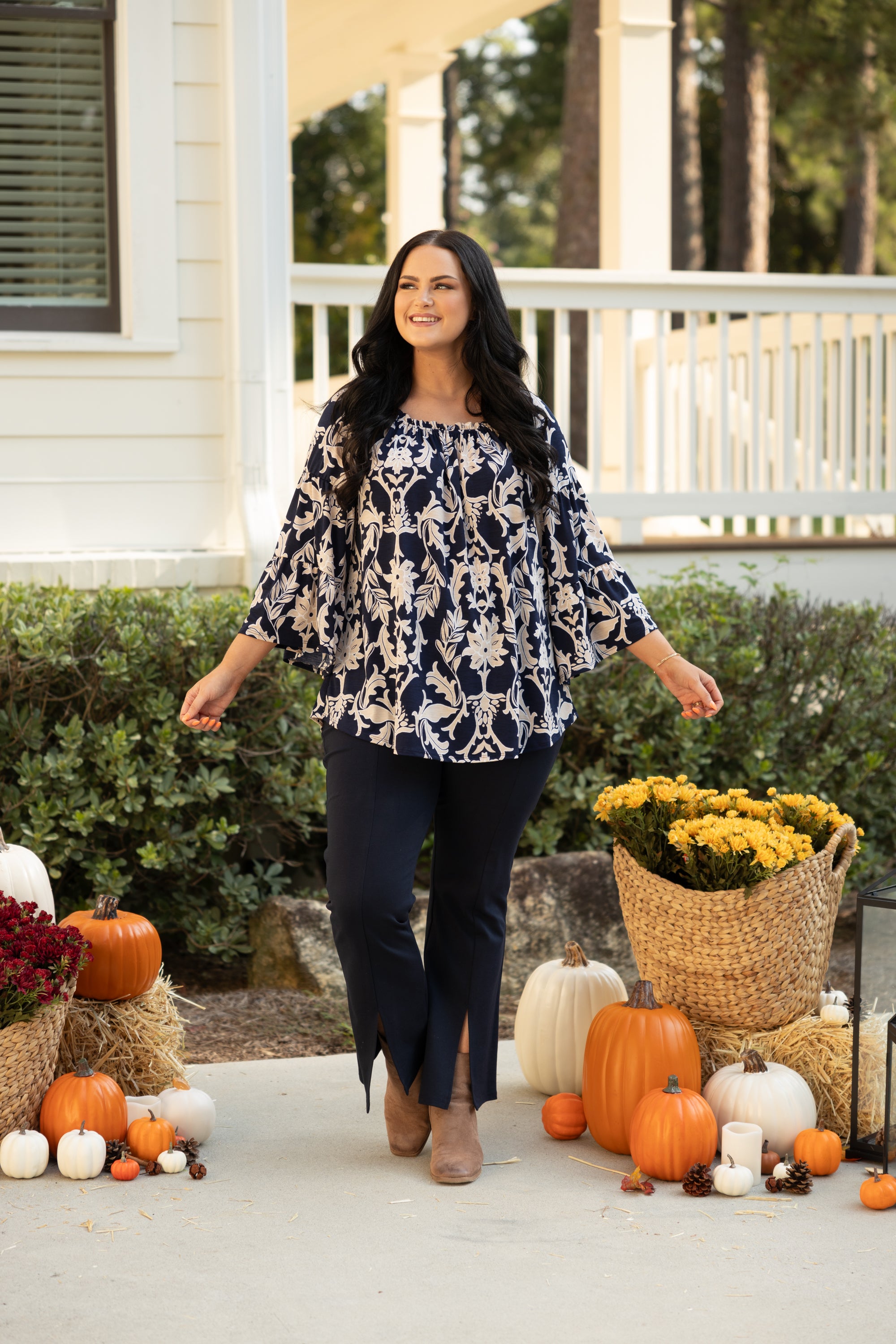 One Kiss Top. Navy Taupe