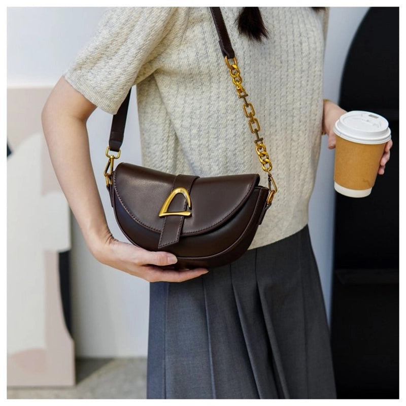 Women's Small All Seasons Pu Leather Solid Color Classic Style Oval Magnetic Buckle Saddle Bag