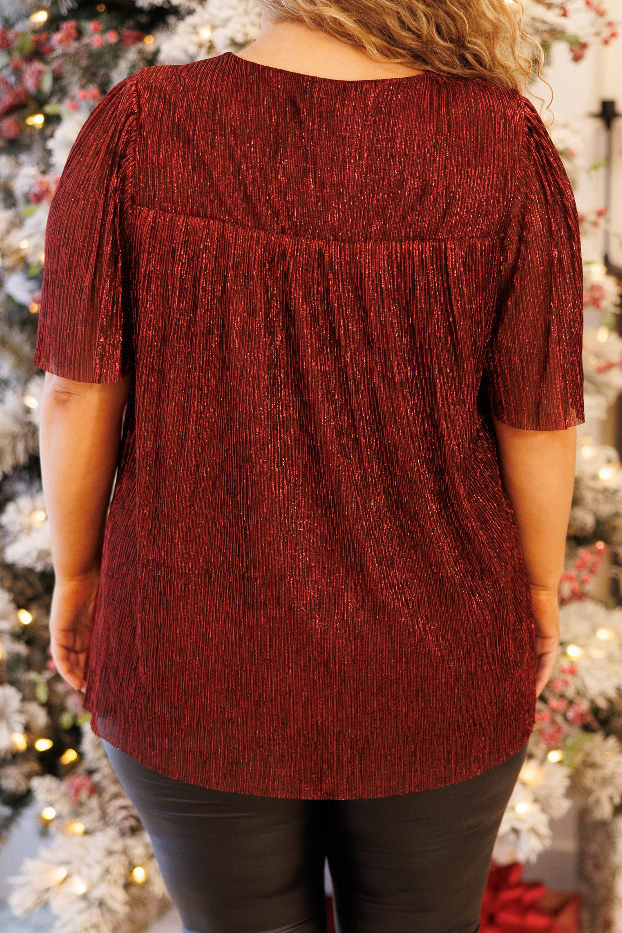 Grandeur Glam Top. Red