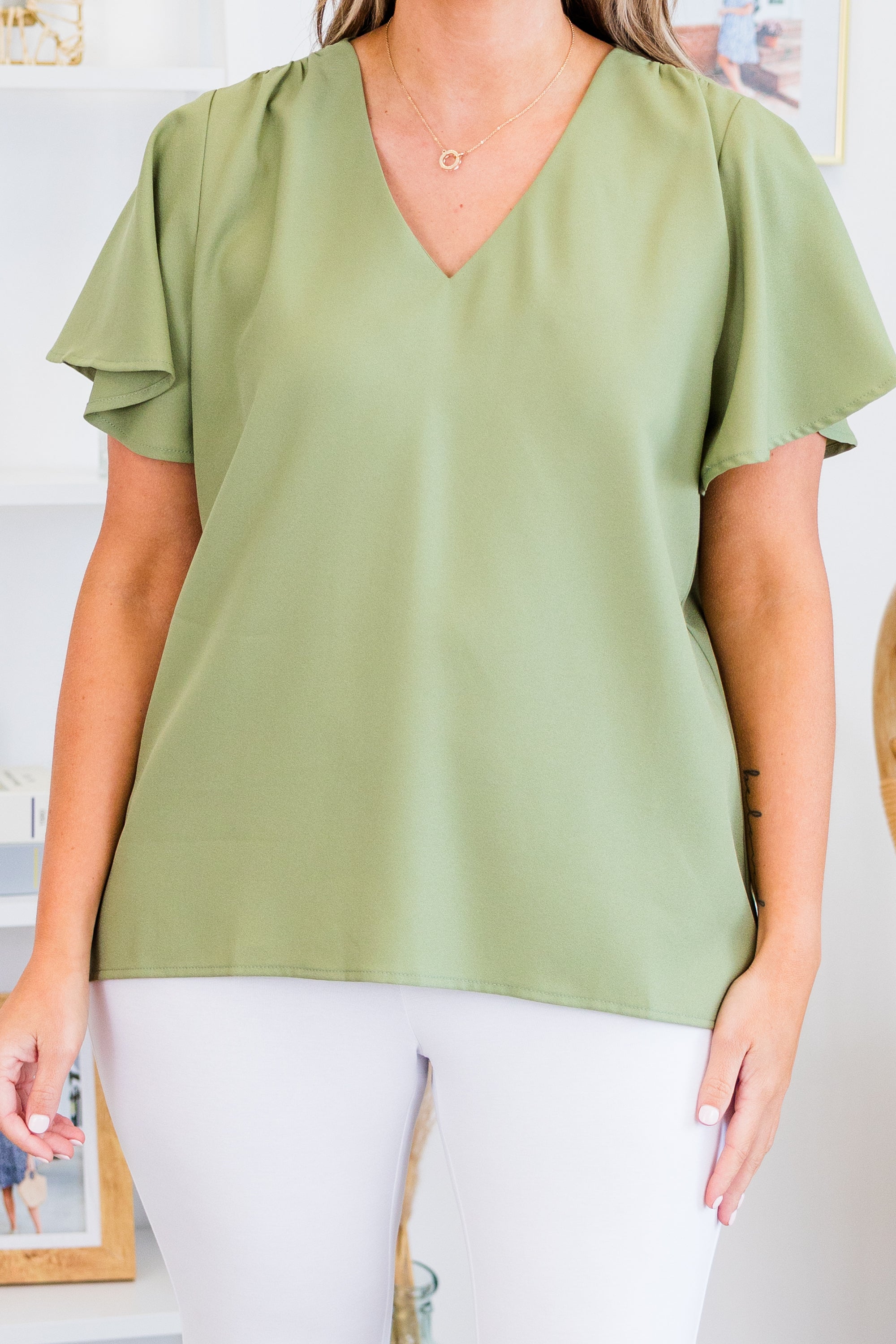 Break Room Chat Top. Olive