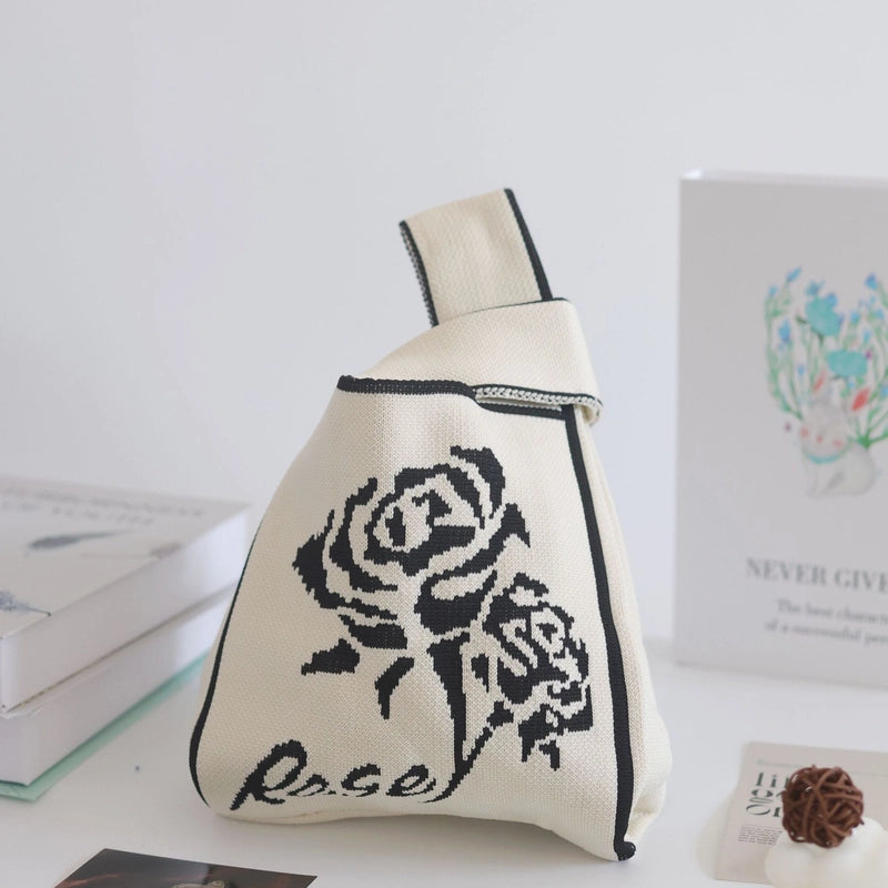 Women's Small Polyester Letter Floral Elegant Streetwear Square Open Handbag