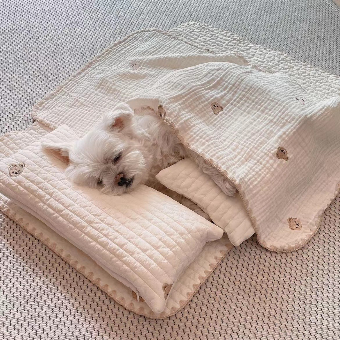 Bear Printed Dog Mat Quilt Pillow 3pcs Set