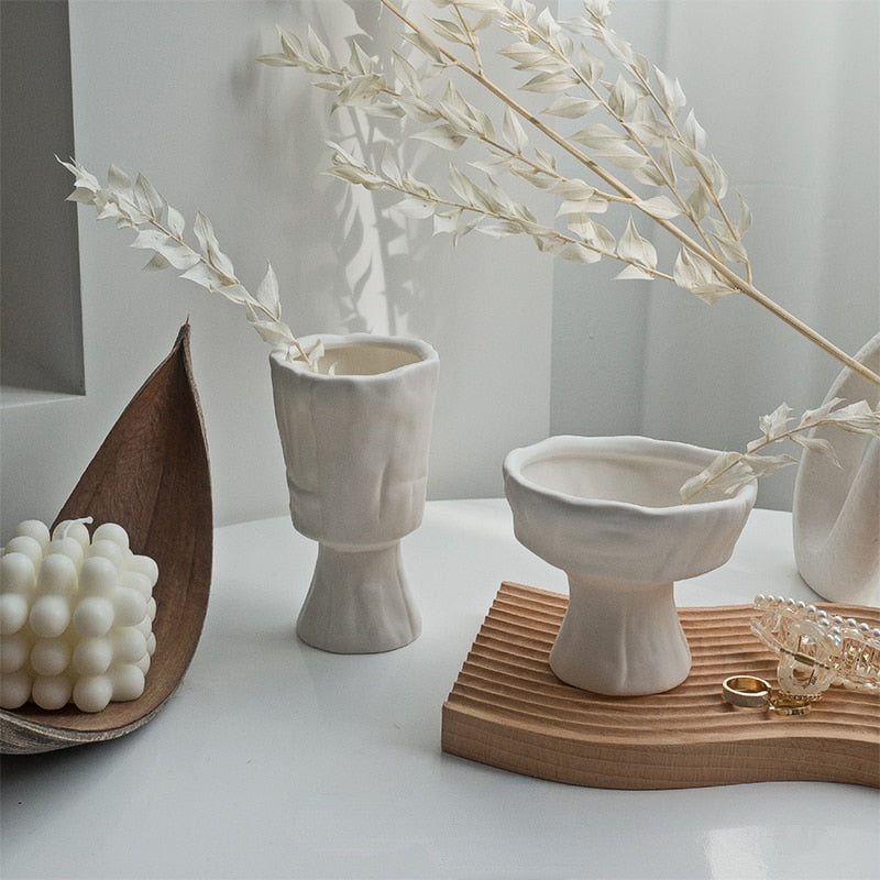 Orin Minimalist Elegance Vase