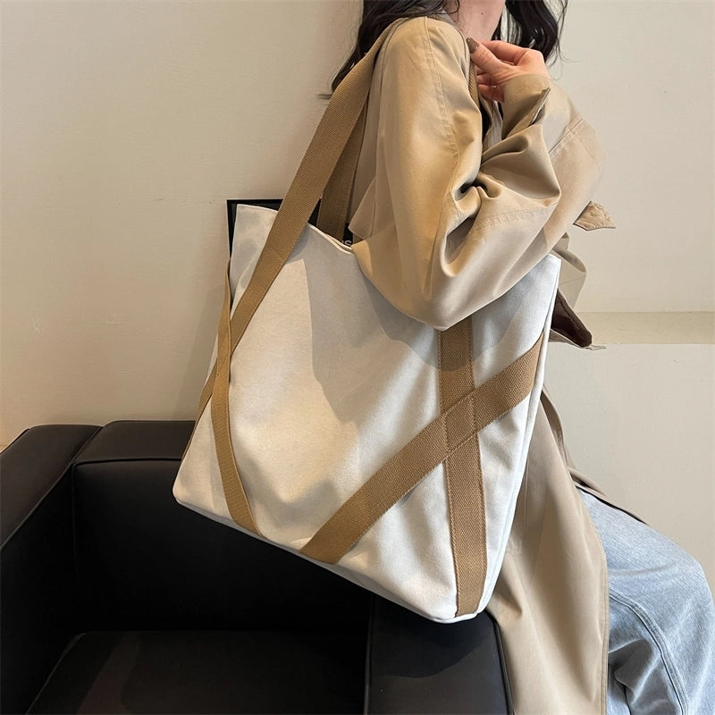 Women's Canvas Color Block Preppy Style Classic Style Sewing Thread Square Zipper Shoulder Bag