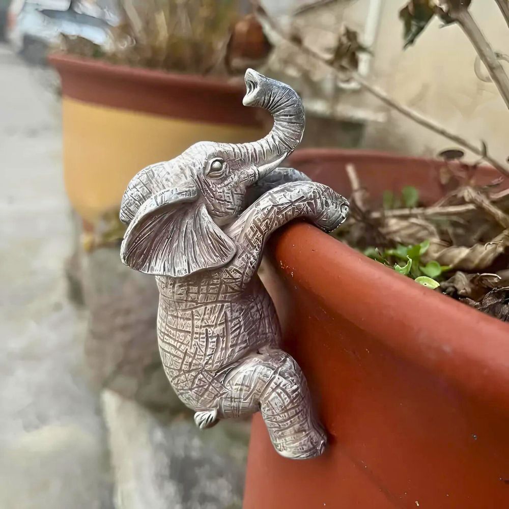 Unique Elephant Climbing?Sculpture