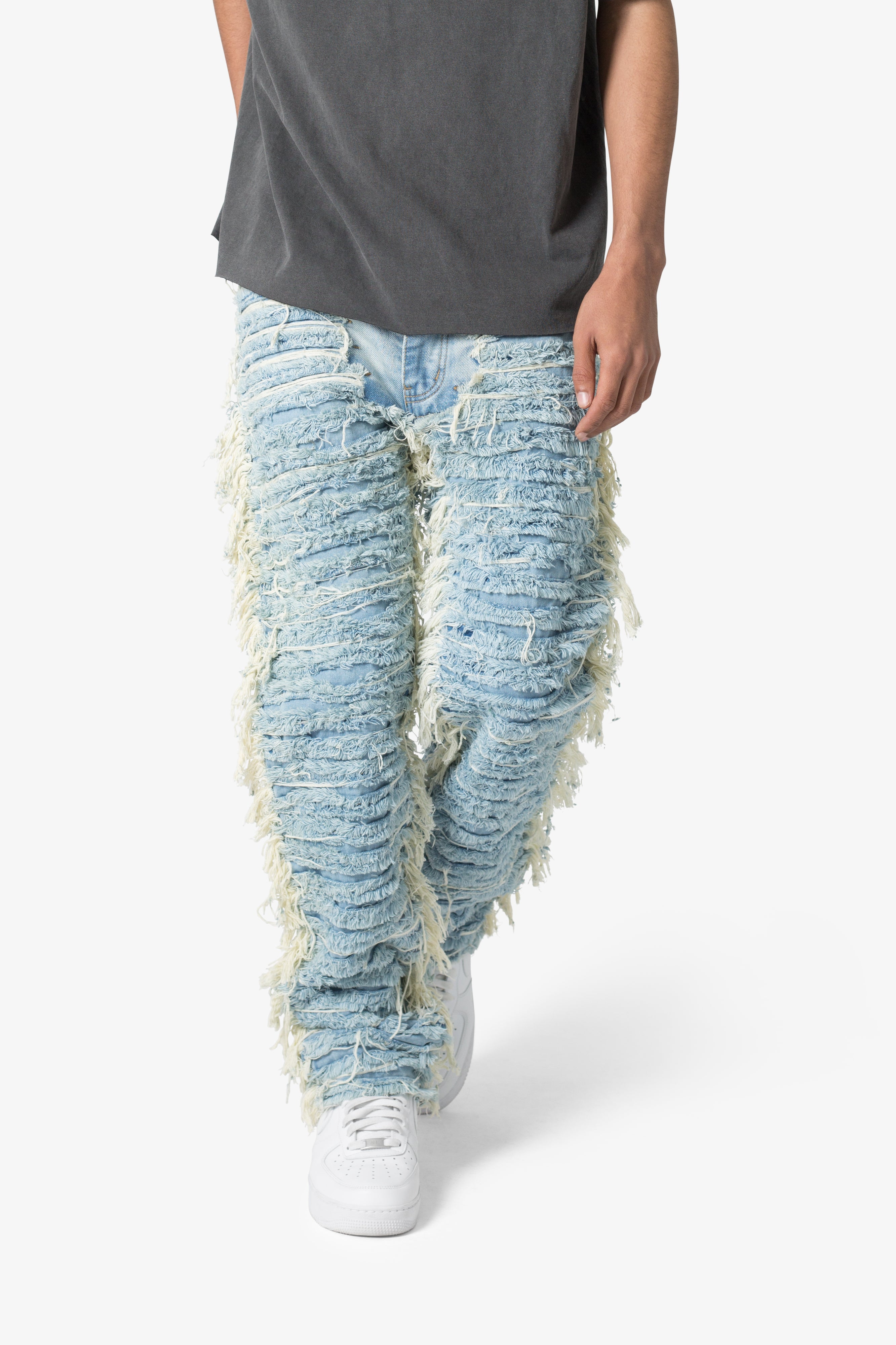 V631 Baggy Frayed Denim - Blue