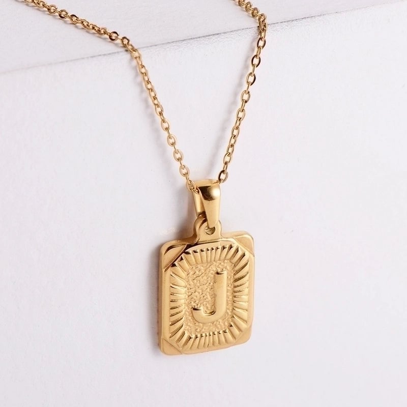 304 Stainless Steel 18K Gold Plated Minimalist Plating Letter No Inlaid Pendant Necklace