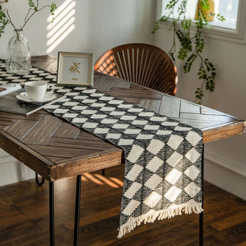 Table Runner Cotton Thread Rhombus Contrast Color Stitching Woven Tassel Natural Material  Holiday