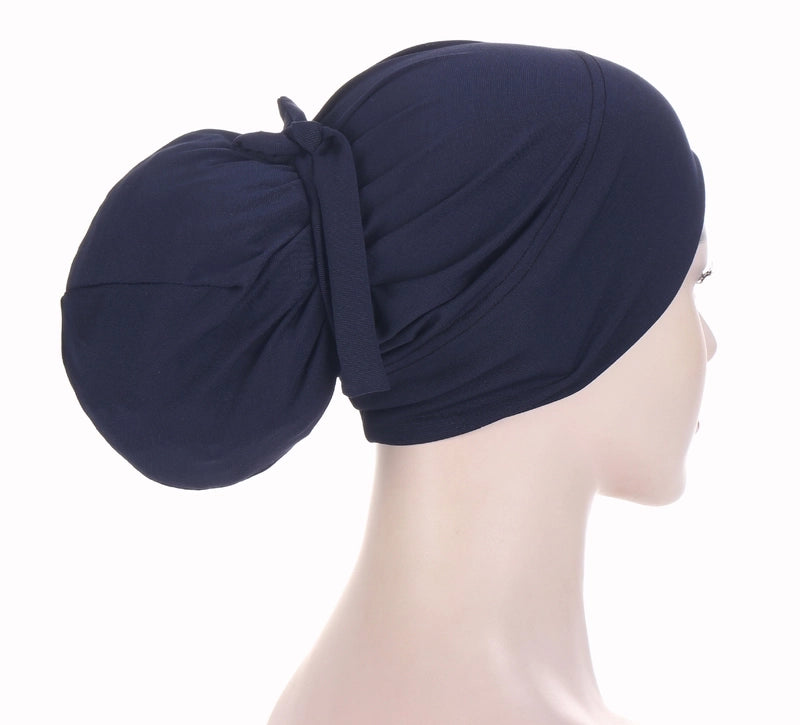 Women's Minimalist Solid Color Eaveless Beanie Hat