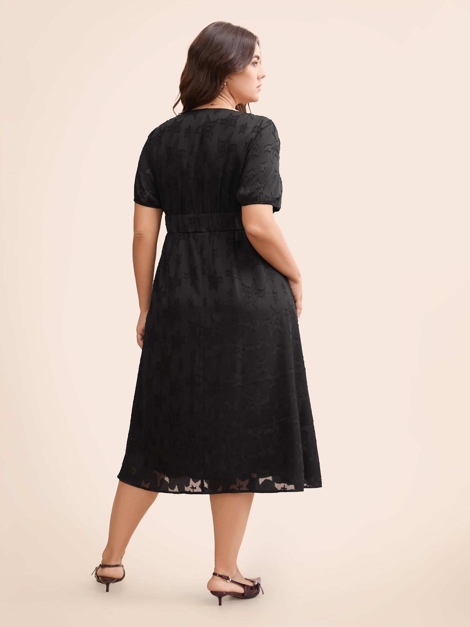 Star Textured Lantern Sleeve Midi Dress