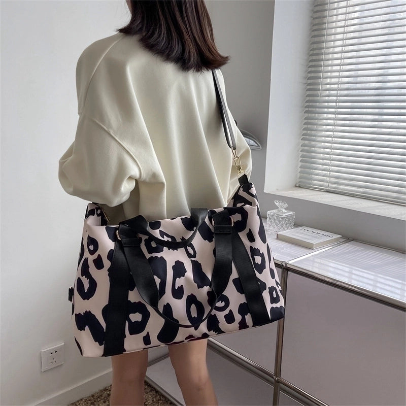 Unisex Fashion Leopard Oxford Cloth Waterproof Travel Bags