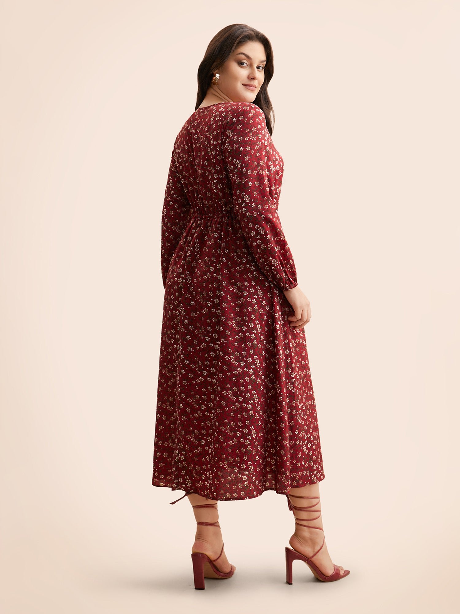 V Neck Ditsy Floral Drawstring Dress