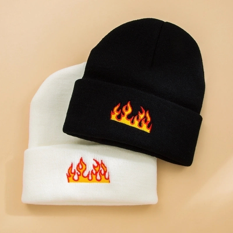 Unisex Fashion Flame Embroidery Crimping Eaveless Wool Cap