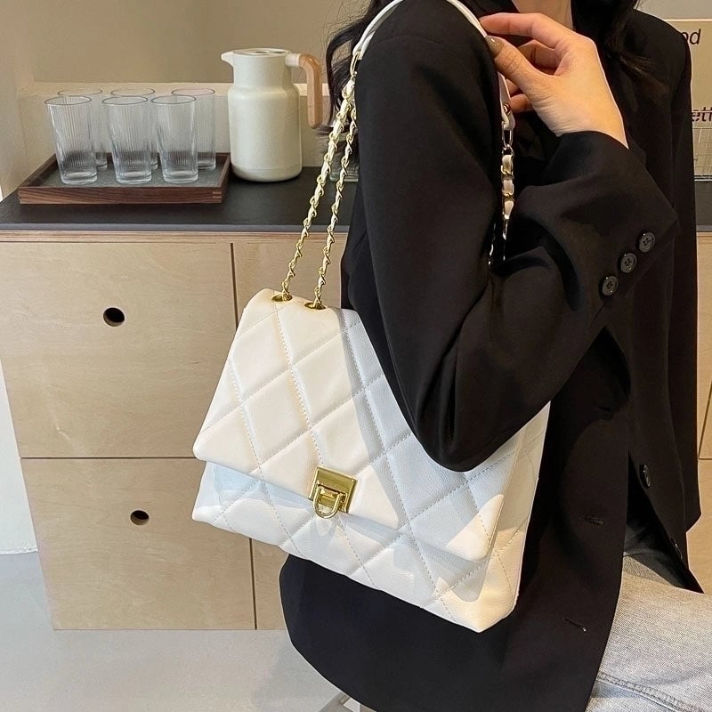 Women's Pu Plaid Solid Color Streetwear Sewing Thread Chain Lock Clasp Crossbody Bag