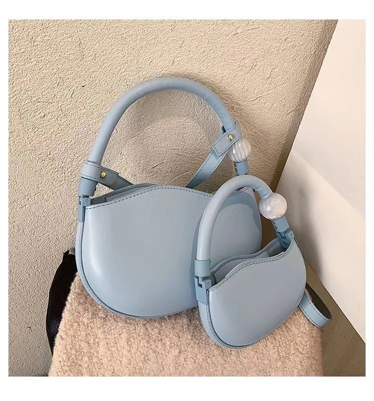 Unisex Medium Pu Leather Solid Color Vintage Style Streetwear Dumpling Shape Zipper Crossbody Bag