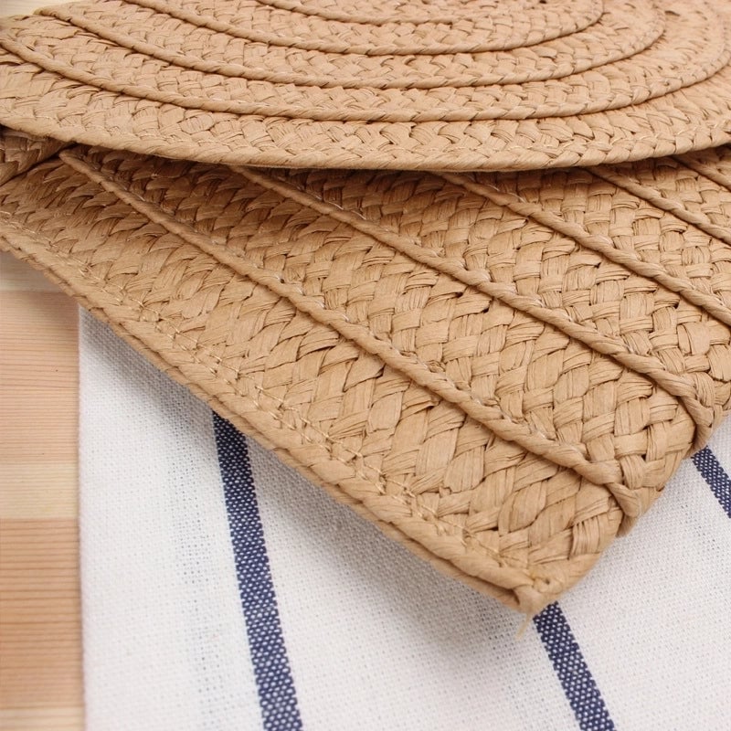 Women's Small All Seasons Straw Solid Color Vacation Square Magnetic Buckle Straw Bag