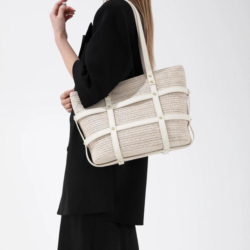 Women's Medium Straw Solid Color Beach Classic Style Weave Zipper Tote Bag