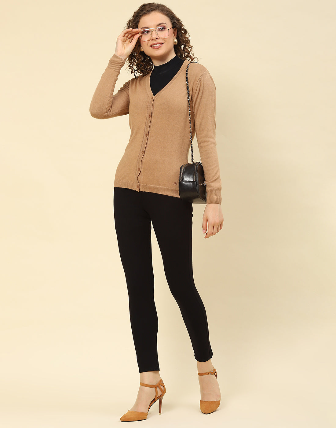 Women Beige Solid V Neck Full Sleeve Cardigan