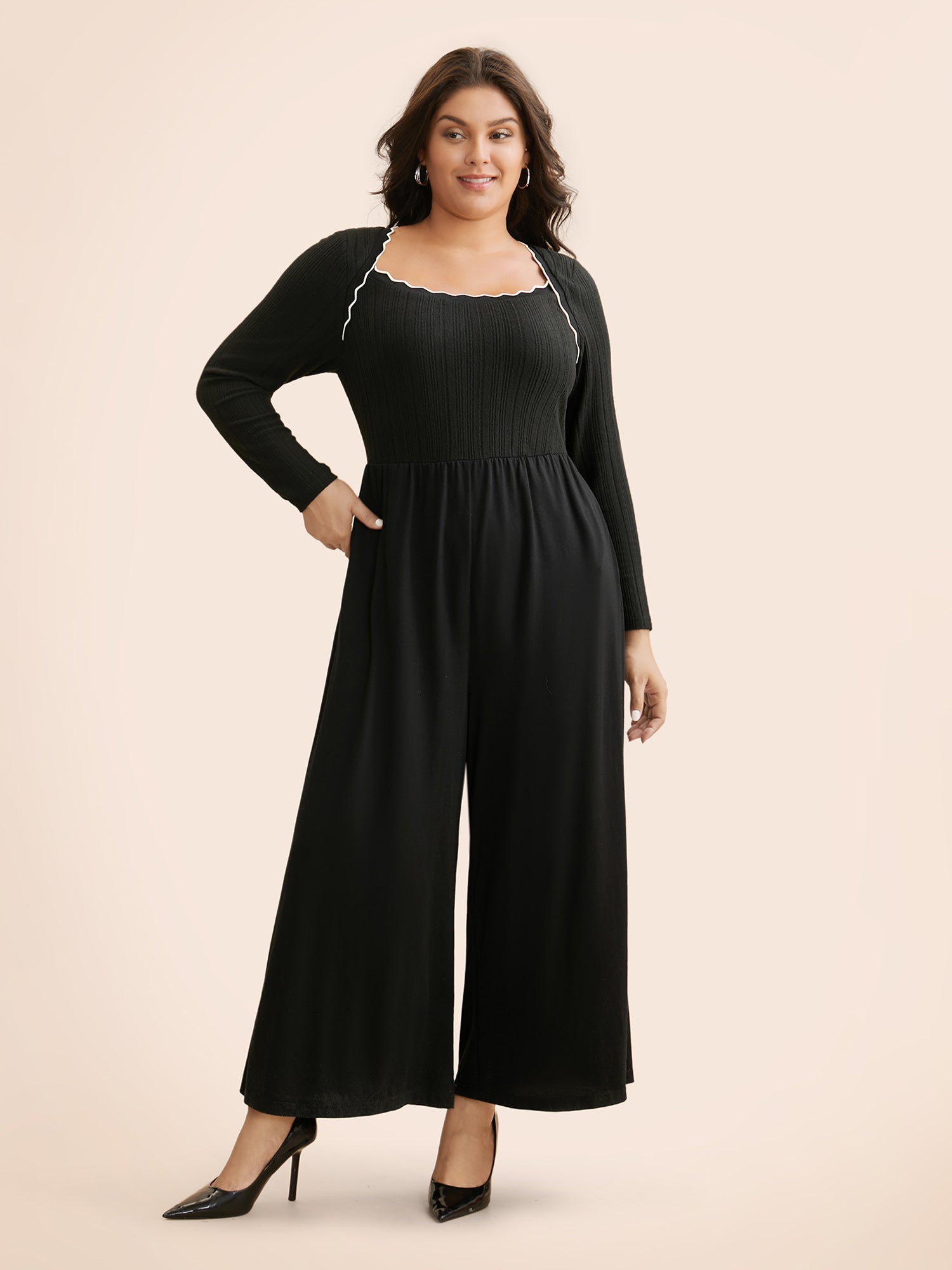 Texture Contrast Trim Scalloped Trim Jumpsuit