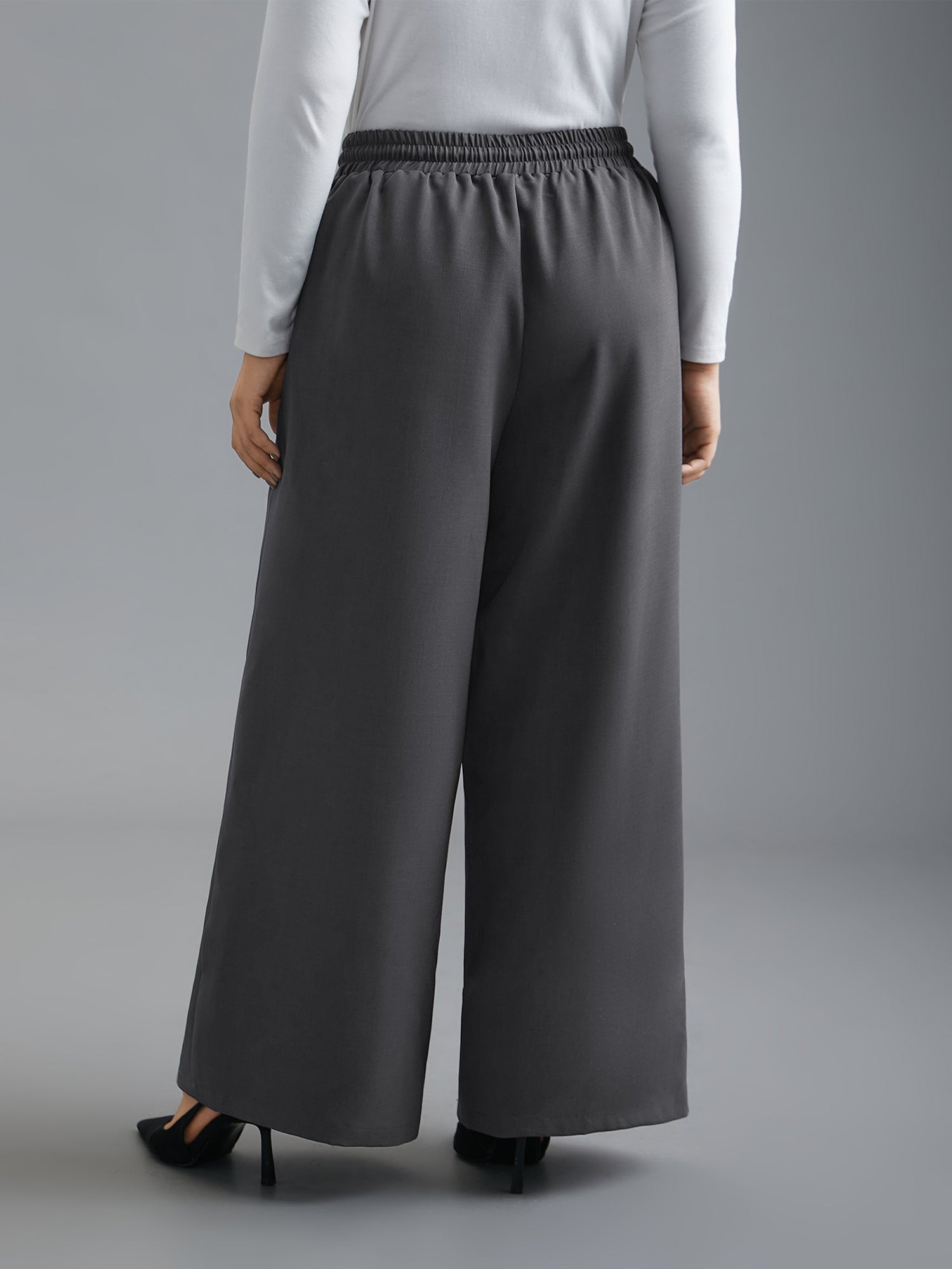 Elastic Waist Plicated Detail Slant Pocket Pants