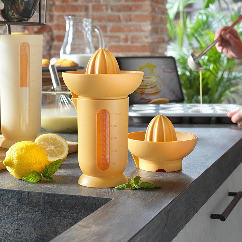 UFO Citrus Juicer with Carafe - Desert