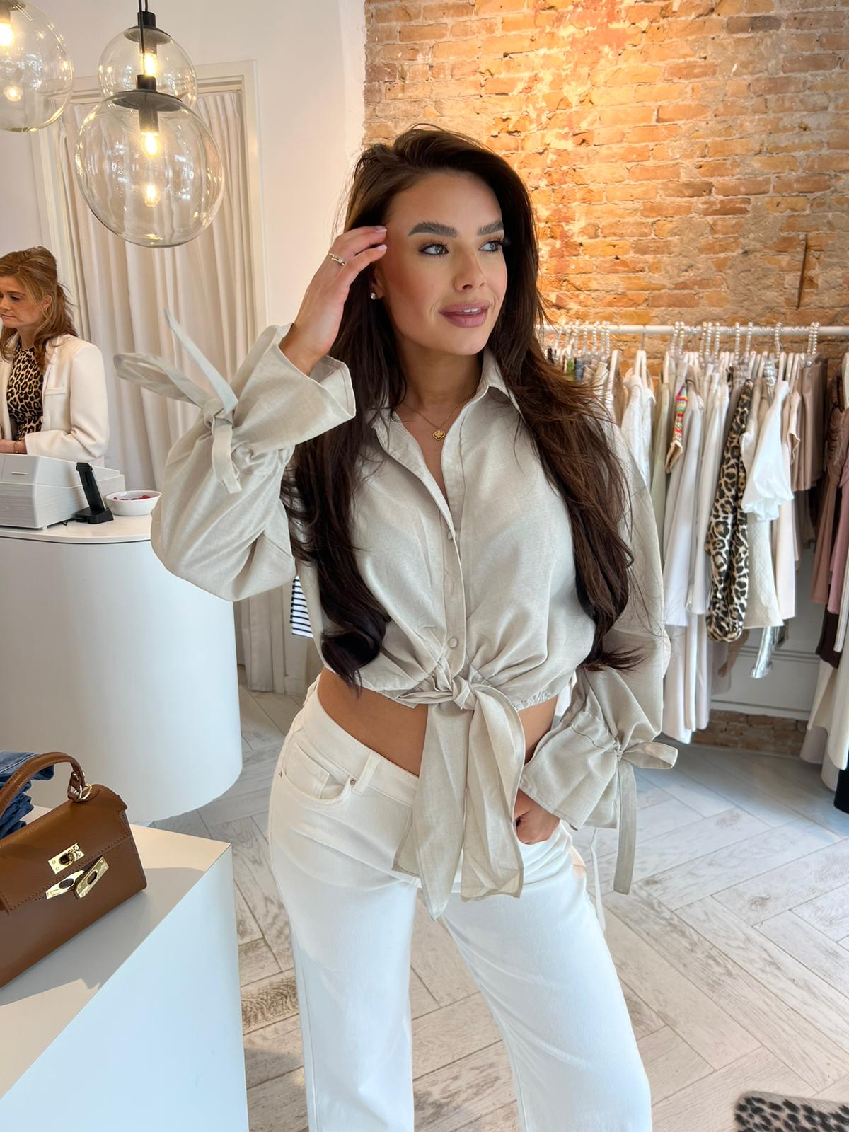 Charlie cropped blouse beige