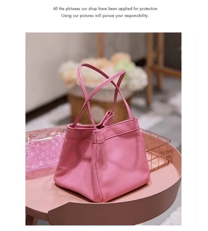Women's Mini Pu Leather Solid Color Cute Magnetic Buckle Handbag
